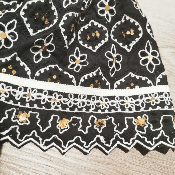 Anthropologie Marva embroidered top - Picture 2 of 4